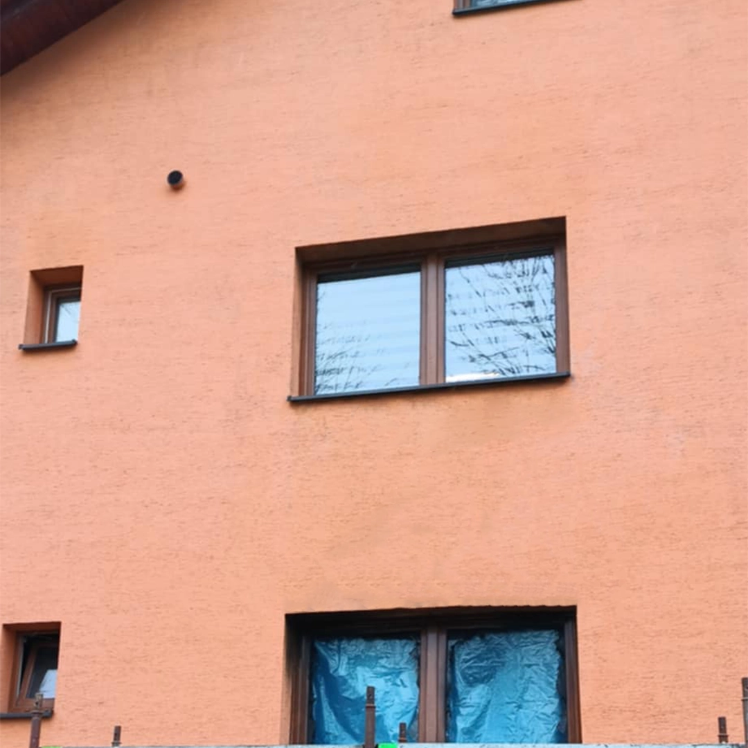post_img-_ohorela_budova_ ohořelá budova po čištění